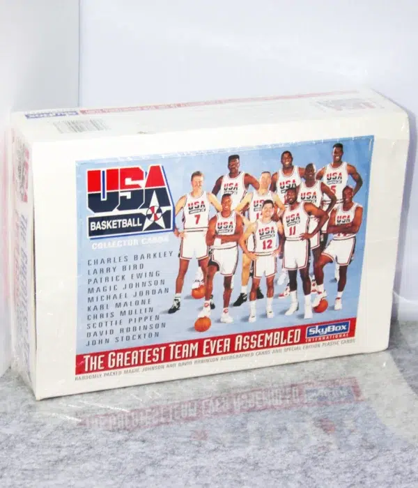 1992 Skybox USA Basketball Dream Team Hobby Box - stand