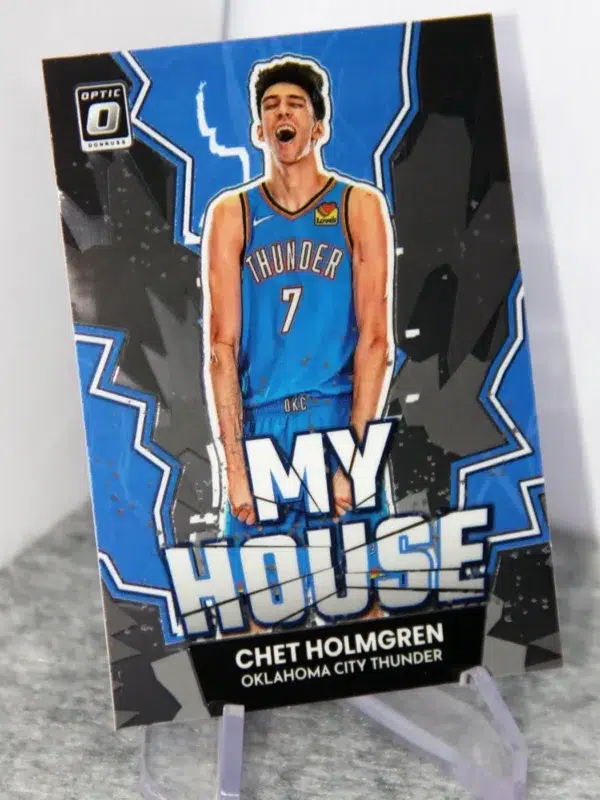 2022-23 Chet Holmgren #8 Panini Donruss Optic My House RC - stand