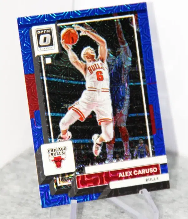 2022-23 Alex Caruso #54 Panini Donruss Optic Choice Blue Mojo Prizm SN#18 - stand