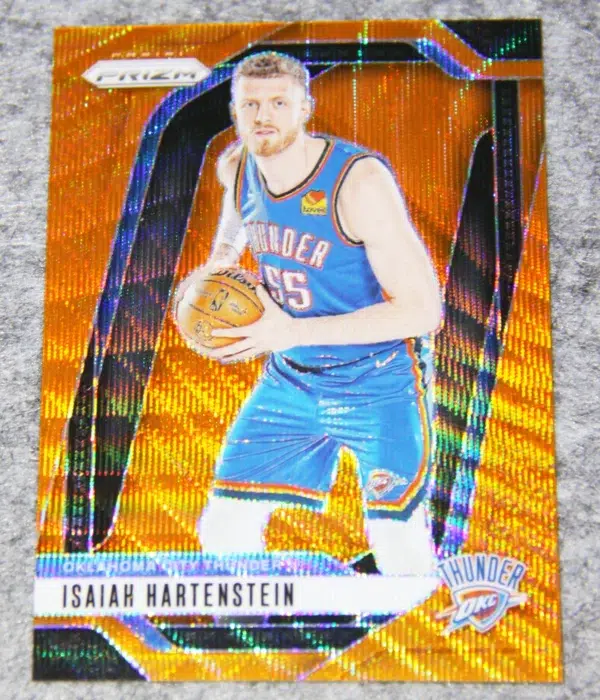 2024-25 Isaiah Hartenstein #154 Panini Prizm Orange Wave Prizm SN#43 - front