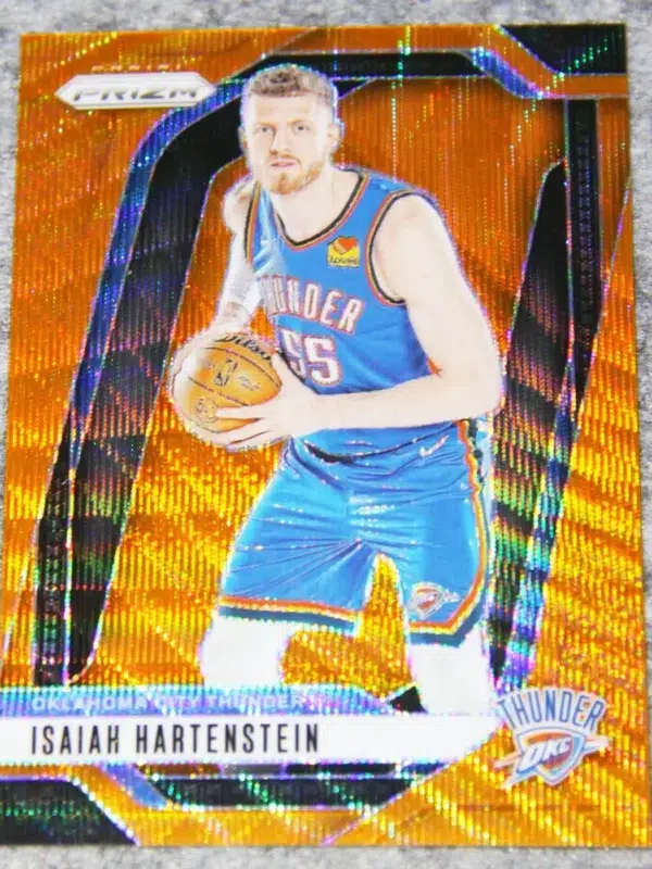 2024-25 Isaiah Hartenstein #154 Panini Prizm Orange Wave Prizm SN#43 - front