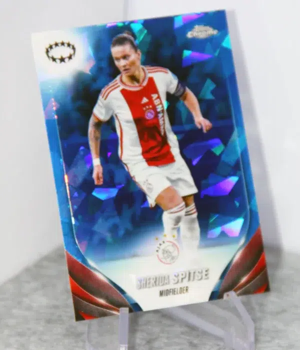 2024 Sherida Spitse #38 Topps Chrome Sapphire UEFA Women's Champions League - stand