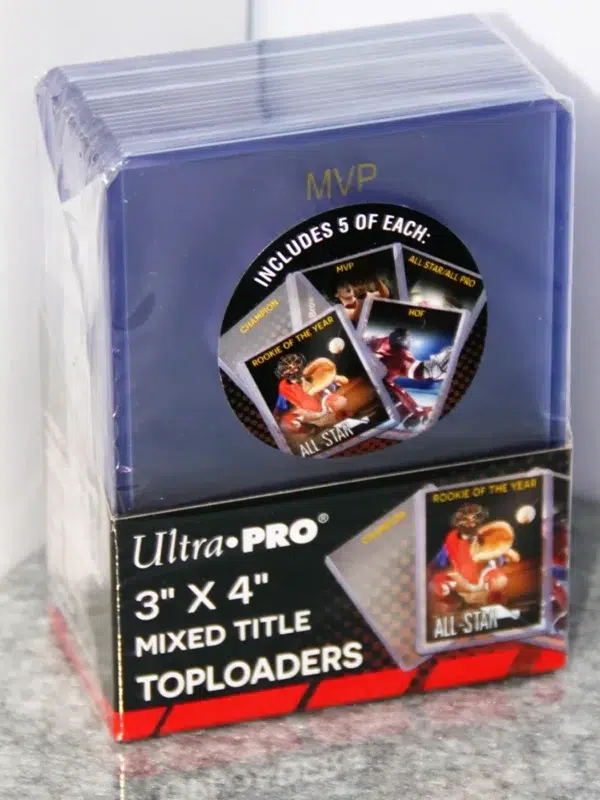 Ultra PRO Mixed Title Gold Toploaders 3 x 4 35pt - stand