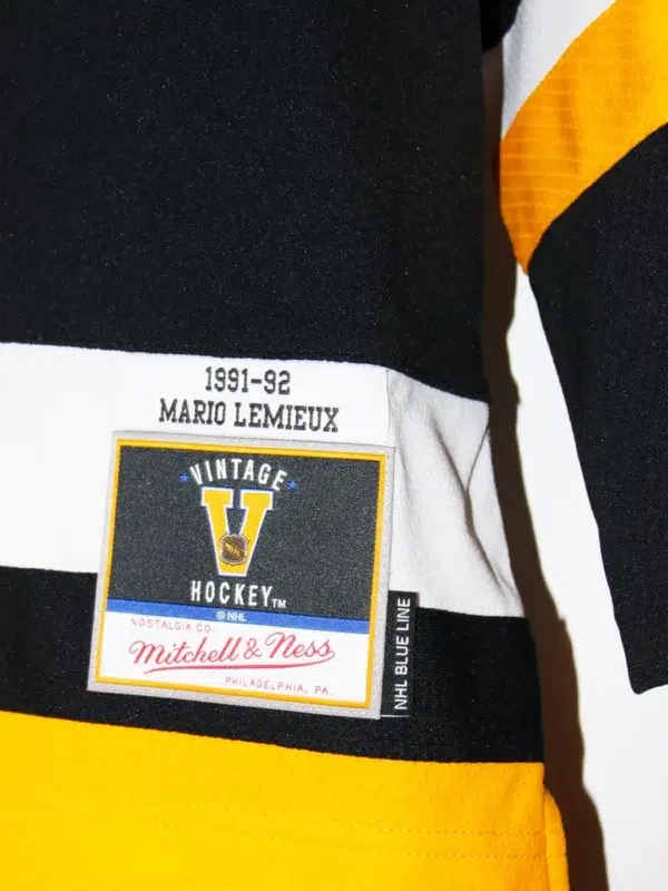 Mario Lemieux #66 Pittsburgh Penguins 1991-92 Stanley Cup Mitchell & Ness Throwback NHL Hockey Jersey - M - label