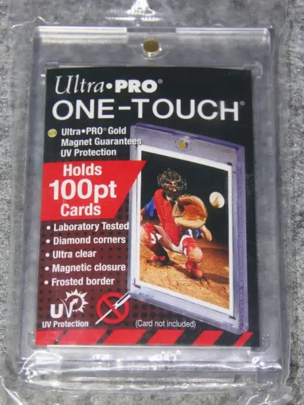 Ultra PRO One-Touch Magnetic Holder 100pt - front