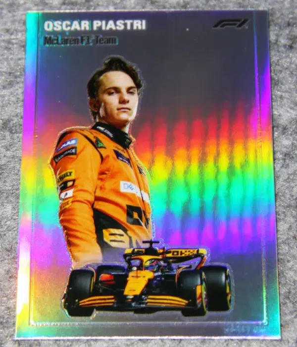 2024 Oscar Piastri #1954-8 Topps Chrome F1 Refractor