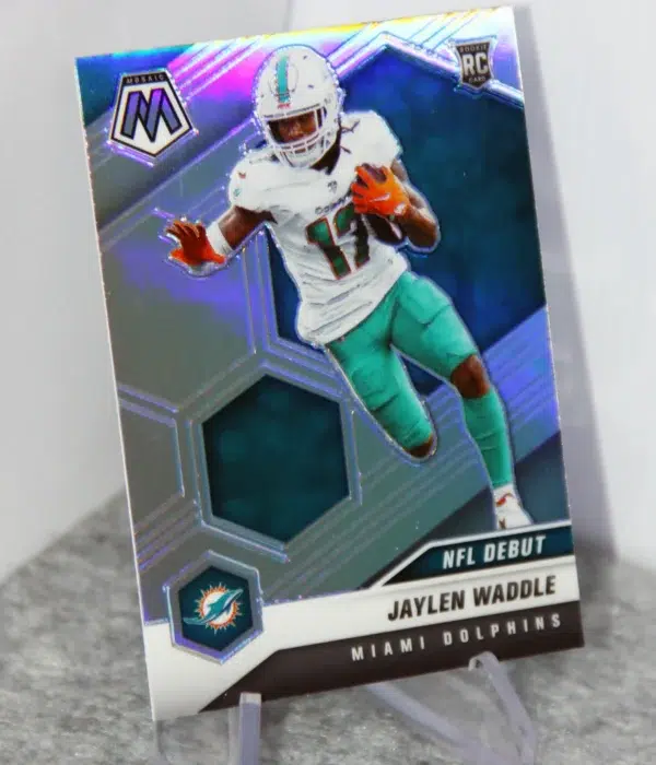 2021 Jaylen Waddle #248 Panini Mosaic Football NFL Debut Silver Prizm RC