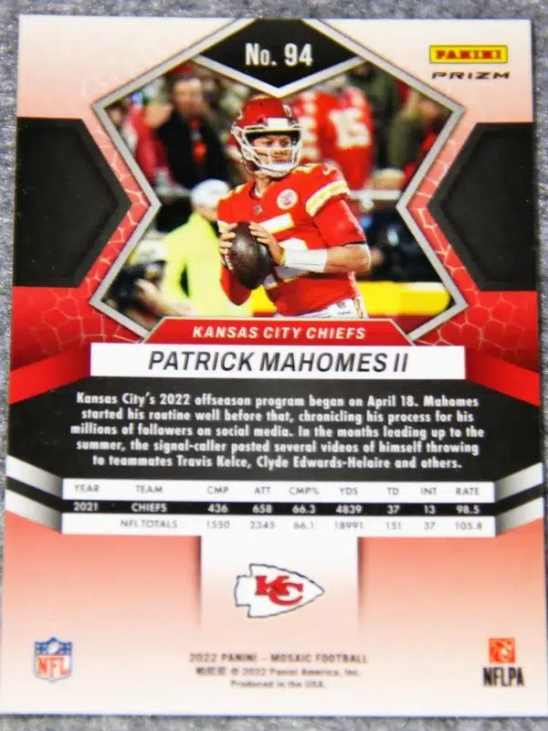 2022 Patrick Mahomes II #94 Panini Mosaic Silver Mosaic Prizm