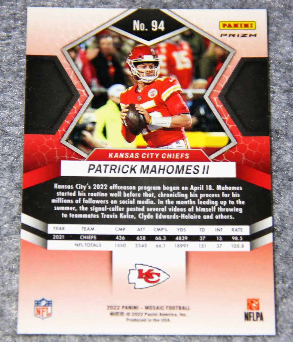 2022 Patrick Mahomes II #94 Panini Mosaic Silver Mosaic Prizm