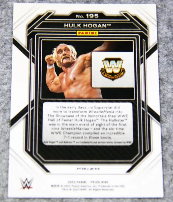 2023 Hulk Hogan #195 Panini Prizm WWE Legends Green Prizm SP