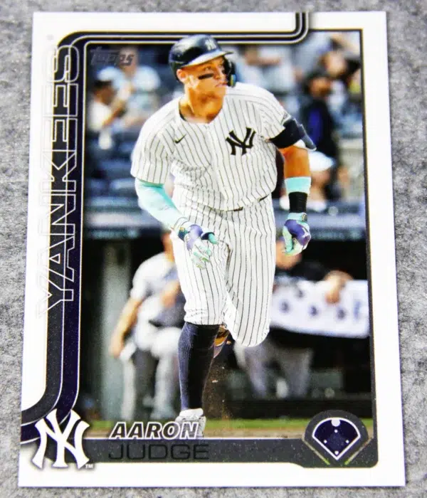 2025 Aaron Judge #300 Topps Series One