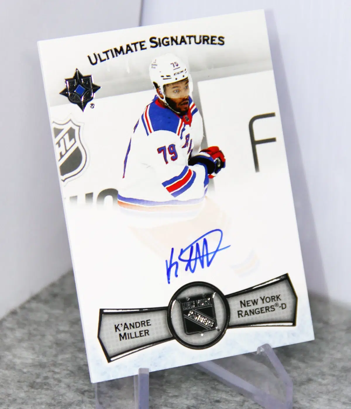 2022-23 K'Andre Miller #US-KM Upper Deck Ultimate Collection Signatures