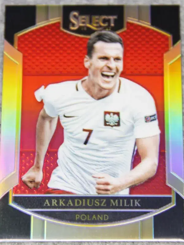2016-17 Arkadiusz Milik #81 Panini Select Terrace Red Prizm /199
