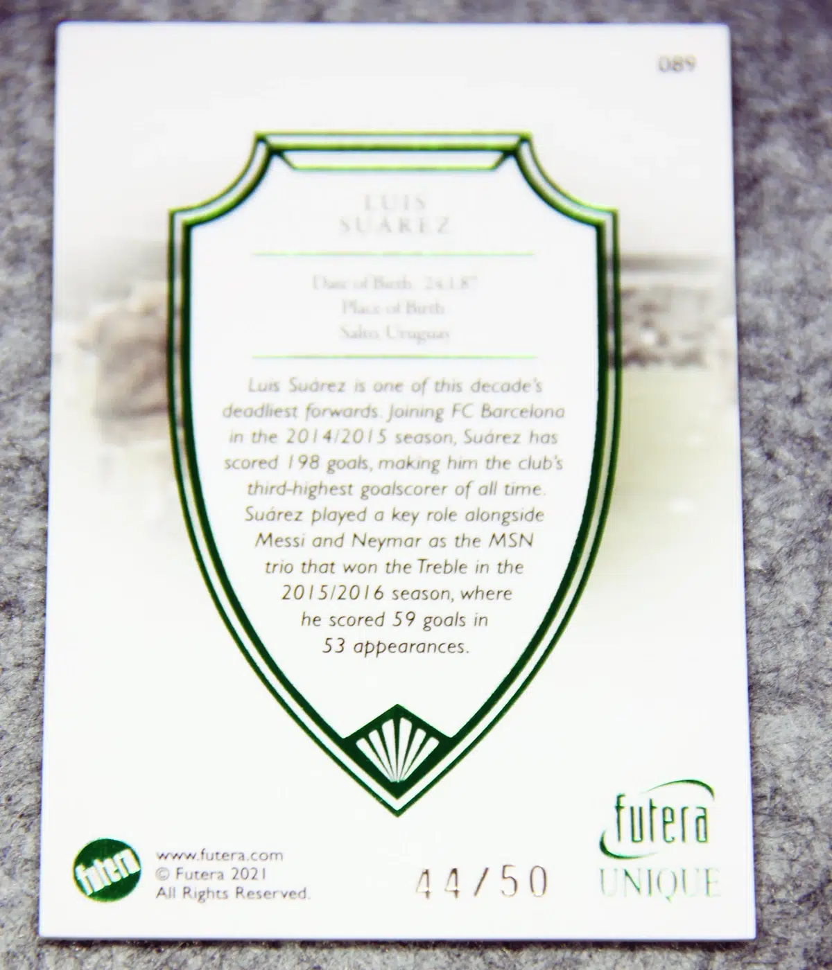 2021 Luis Suarez #089 Futera Unique Football Forward Emerald /50