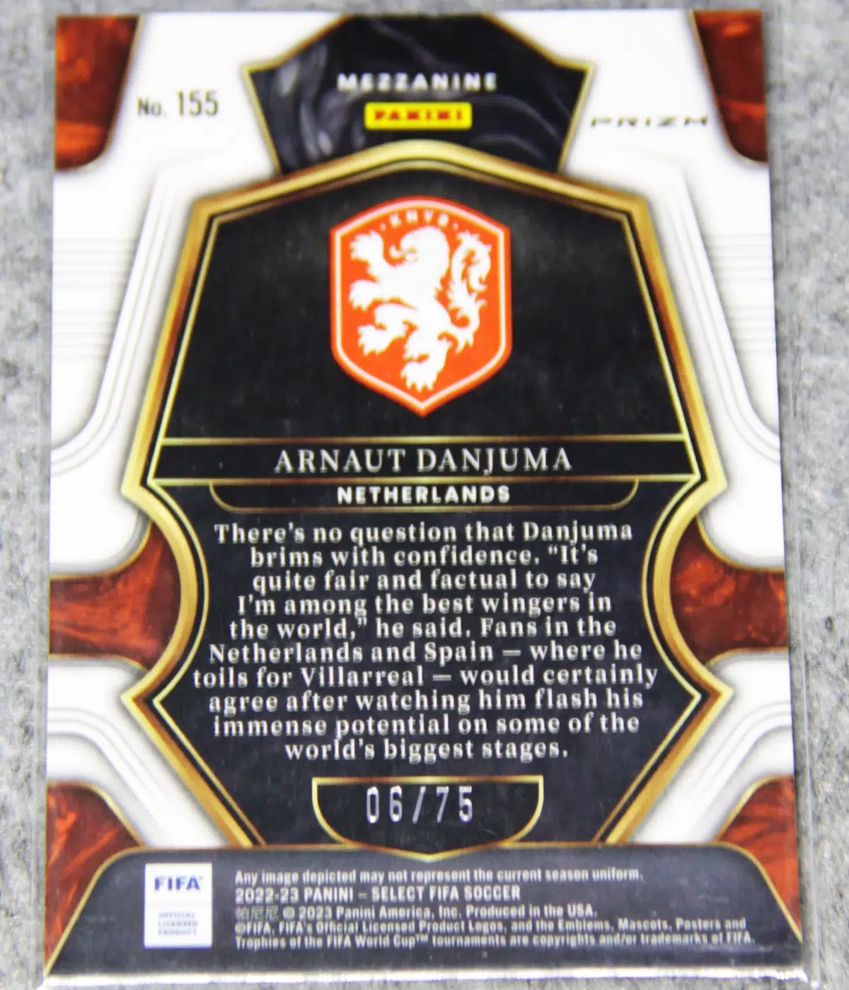 2022-23 Arnaut Danjuma #155 Panini Select FIFA Mezzanine Purple Prizm /75