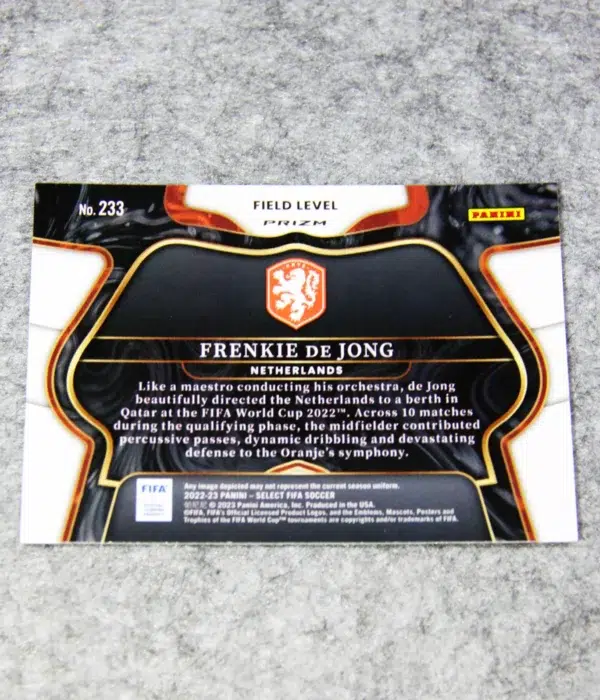 2022-23 Frenkie de Jong #233 Panini Select FIFA Soccer Field Level Red Prizm