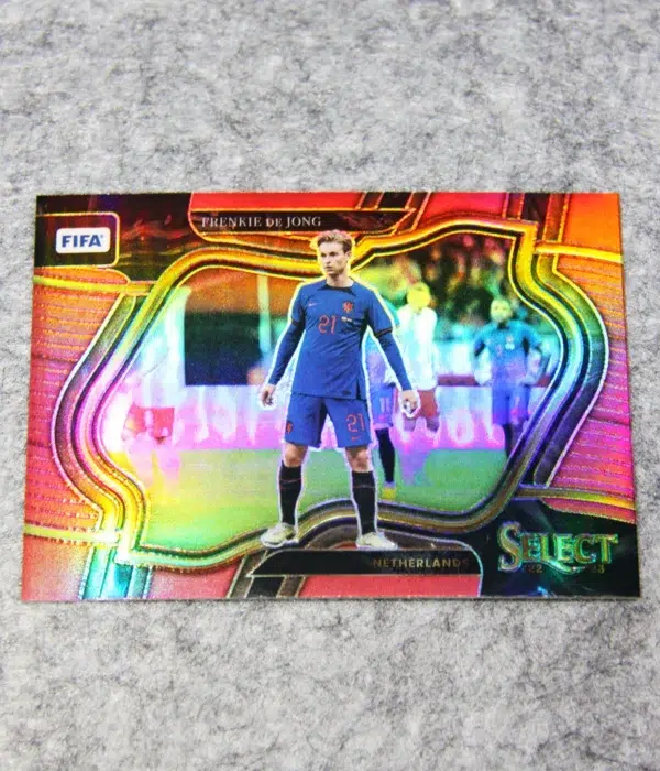 2022-23 Frenkie de Jong #233 Panini Select FIFA Soccer Field Level Red Prizm