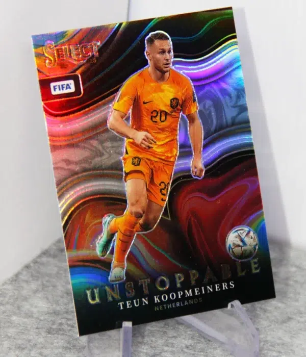 2022-23 Teun Koopmeiners #24 Panini Select FIFA Soccer Unstoppable Silver Prizm