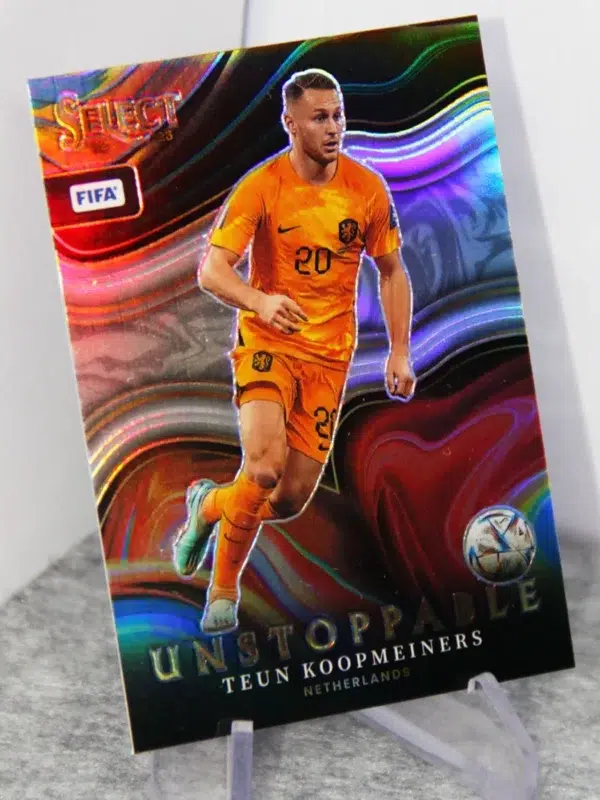 2022-23 Teun Koopmeiners #24 Panini Select FIFA Soccer Unstoppable Silver Prizm