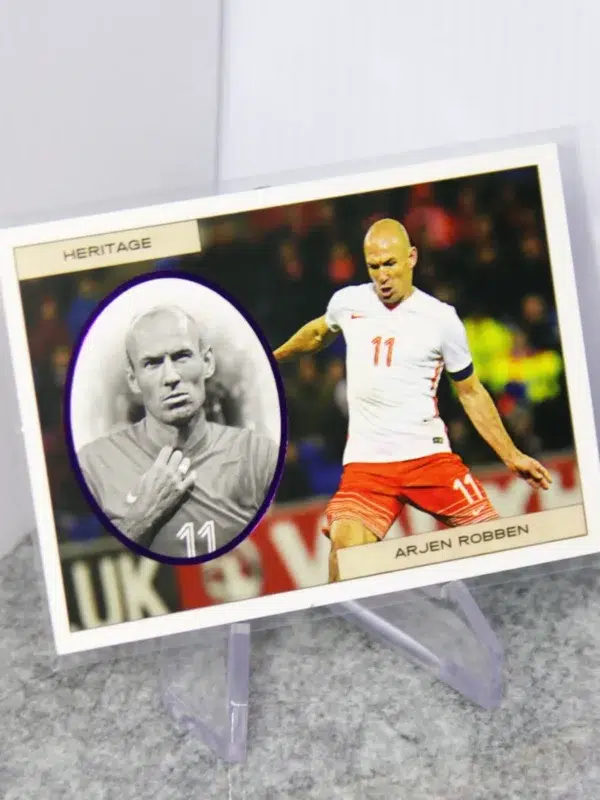 2023 Arjan Robben - Xavi Simons #HG056 Futera Unique Football Heritage Purple /29 Error Card