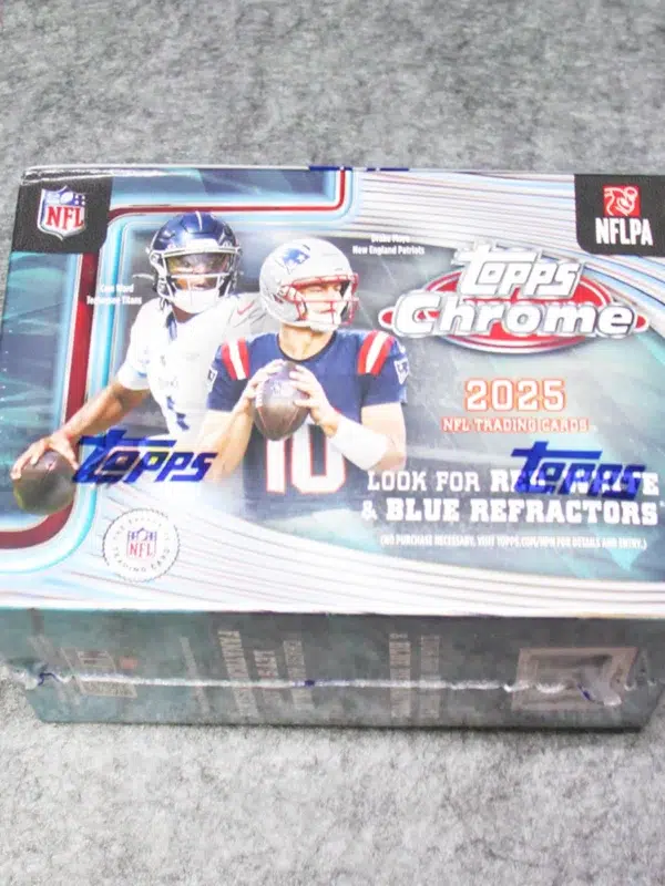 2025 Topps Chrome Football NFL Value Box - Sealed