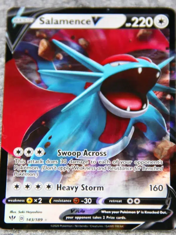 2020 Salamence V #143 189 Pokemon Darkness Ablaze Ultra Rare Holo - front