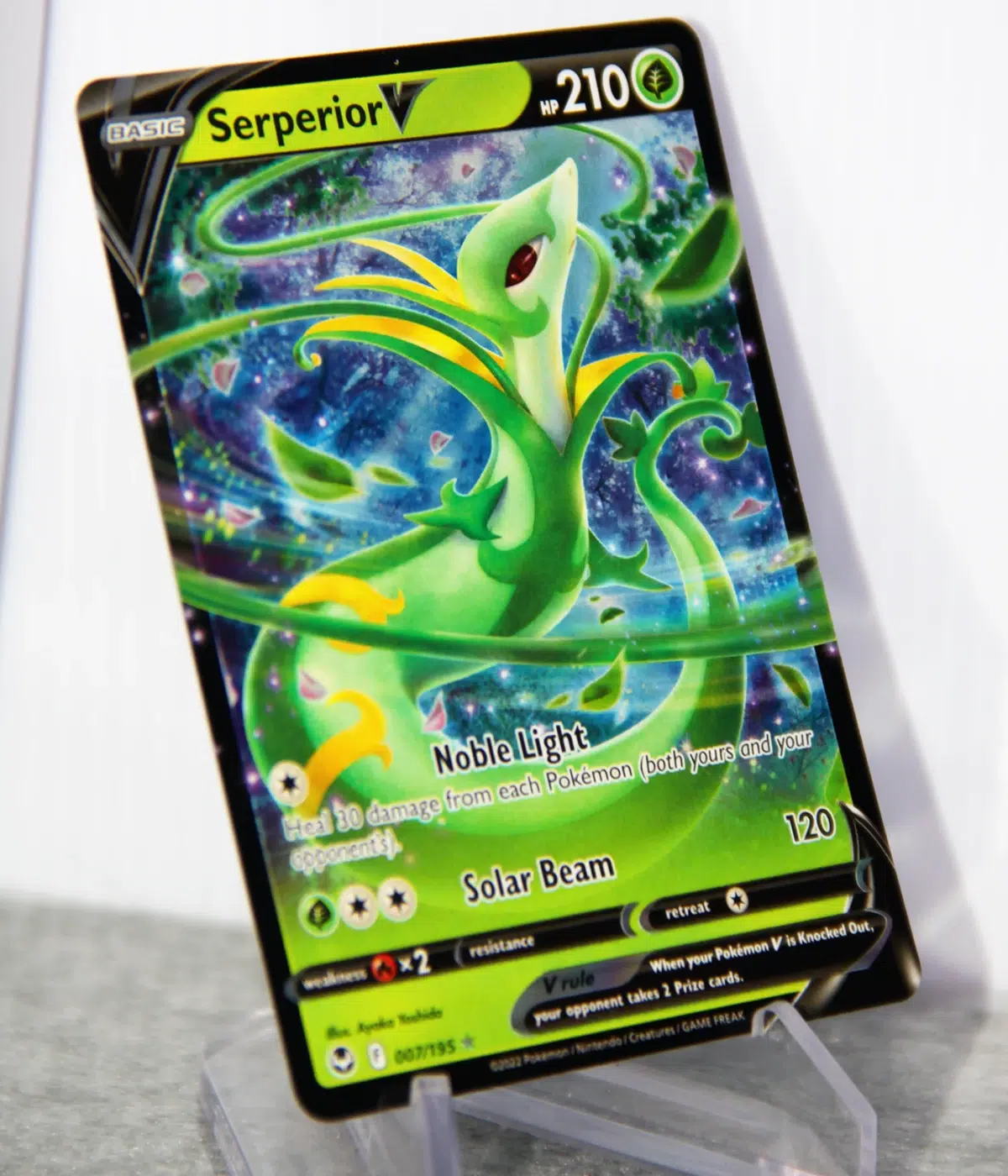 2022 Serperior V #007 195 Pokemon Silver Tempest Ultra Rare Holo - stand