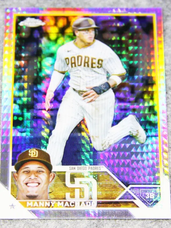2023 Manny Machado #124 Topps Chrome - front