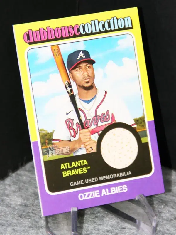 2024 Ozzie Albies #CCR OA Topps Heritage Clubhouse Collection Relic - stand