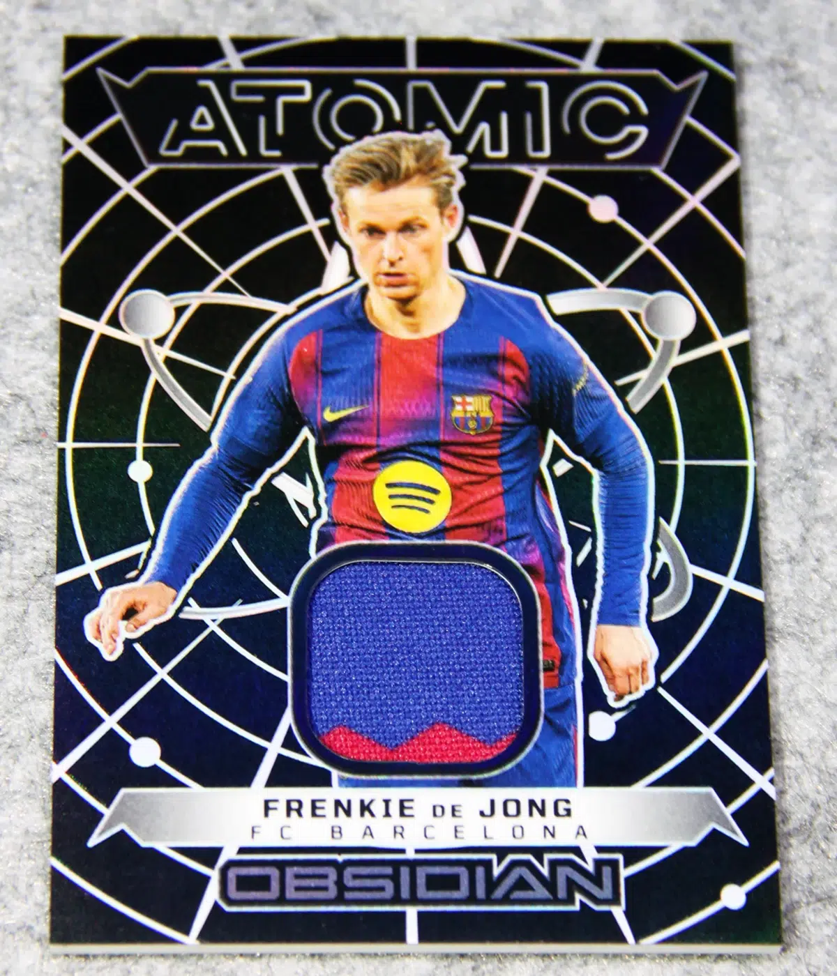 2025 Frenkie de Jong #AM-FDJ Panini Obsidian Atomic Relic Patch /199