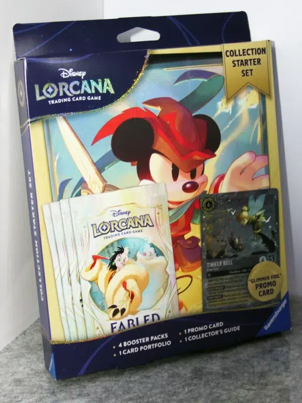 Disney Lorcana TCG Fabled Collection Starter Set - stand