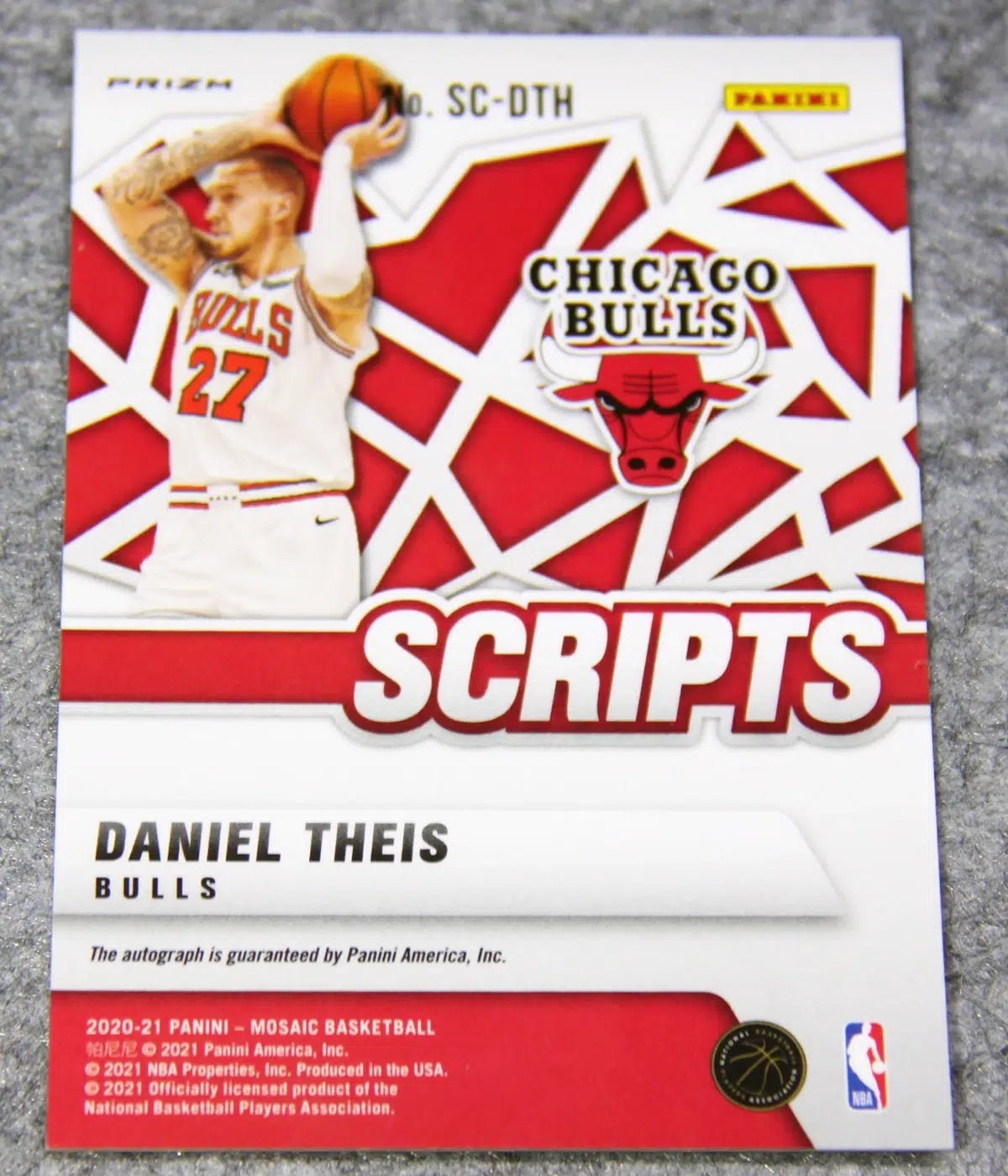2020 21 Daniel Theis #SC DTH Panini Mosaic Scripts - back