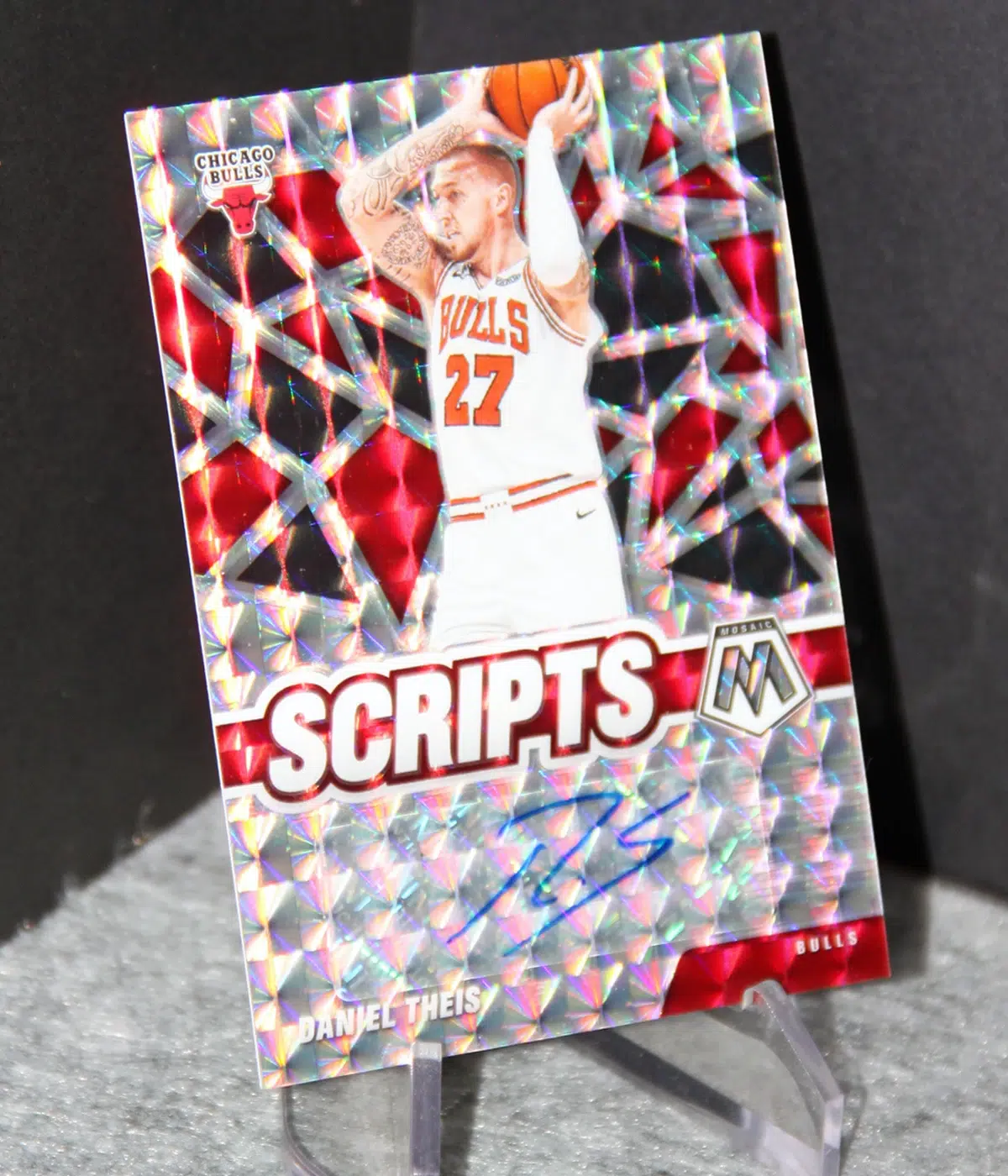 2020 21 Daniel Theis #SC DTH Panini Mosaic Scripts - stand