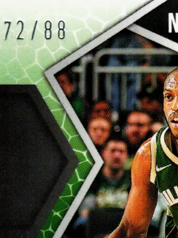 2021 22 Khris Middleton #155 Panini Mosaic Choice Fusion Red & Yellow Prizm of 88 - detail
