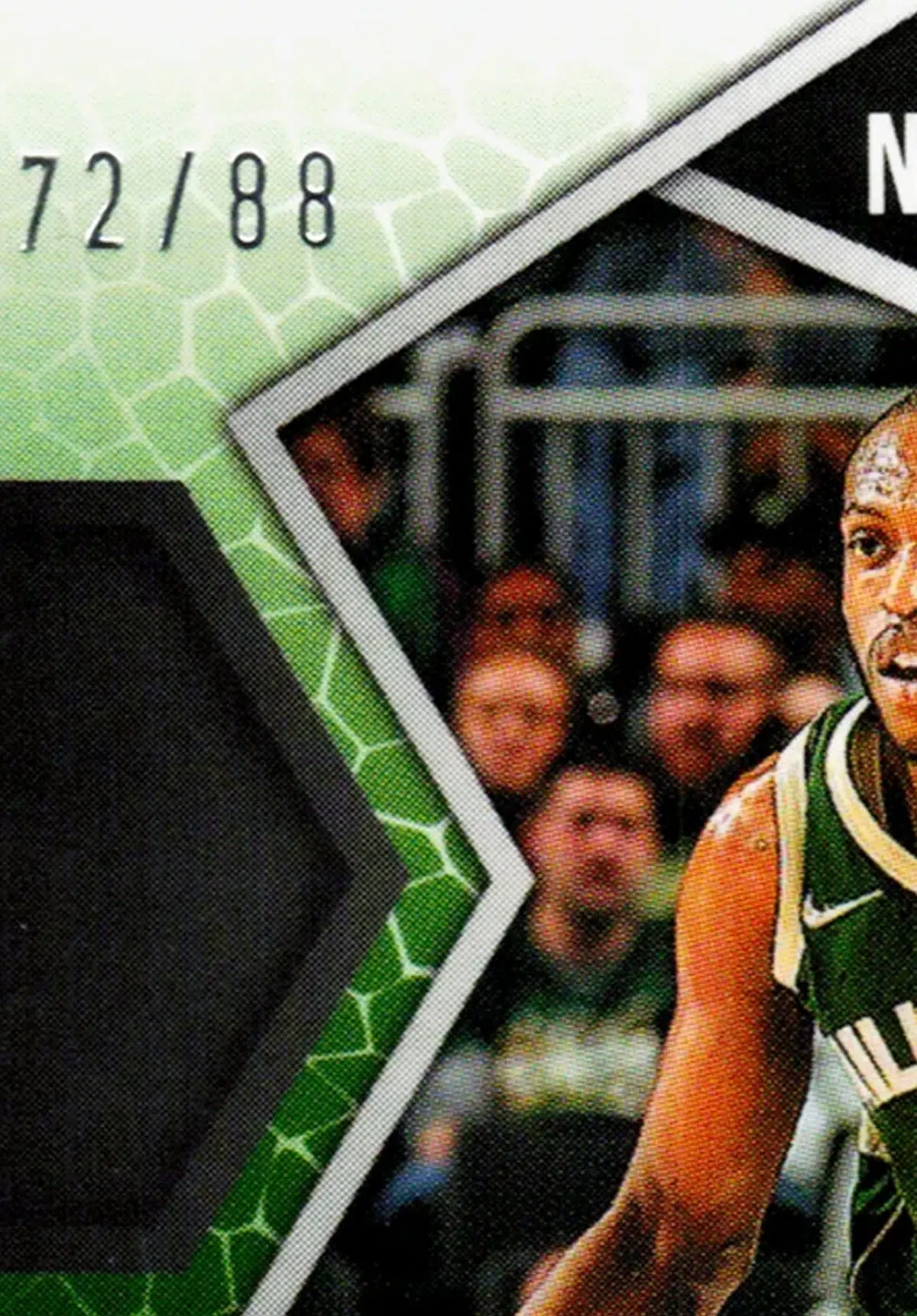 2021 22 Khris Middleton #155 Panini Mosaic Choice Fusion Red & Yellow Prizm of 88 - detail