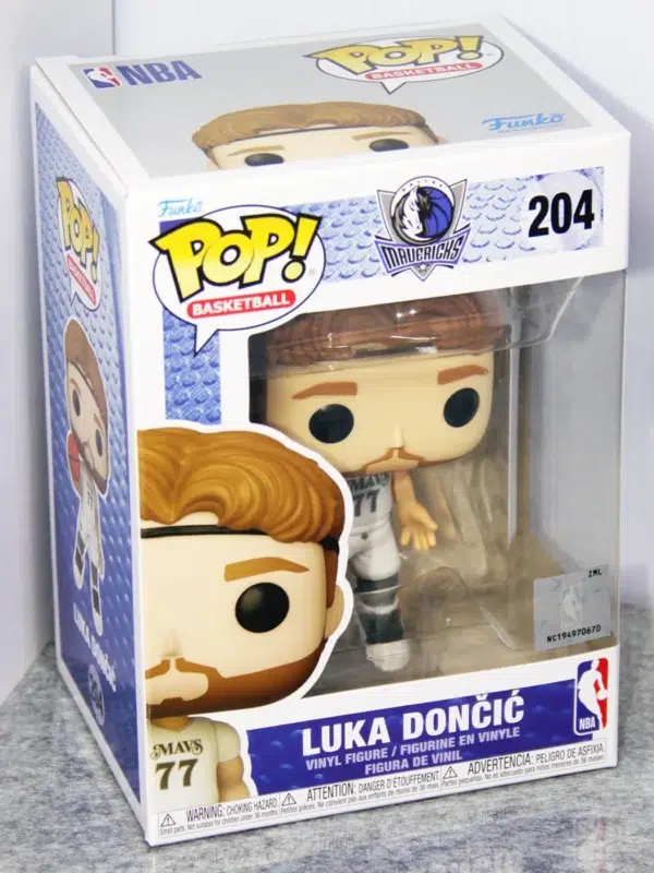 Funko POP! Luka Dončić #204 NBA Basketball 2024 City Edition Dallas Mavericks - stand