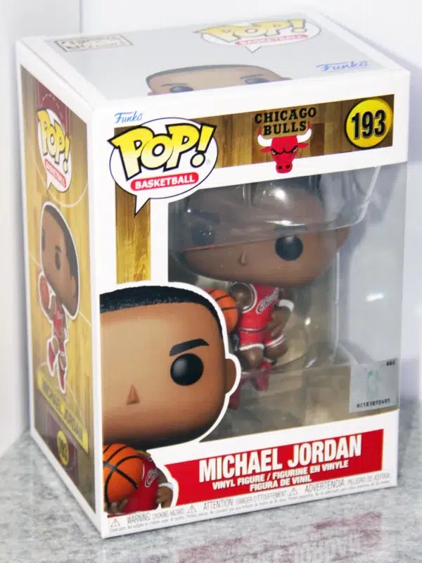 Funko POP! Michael Jordan #193 NBA Basketball Hardwood Classics Rookie Season Chicago Bulls - stand